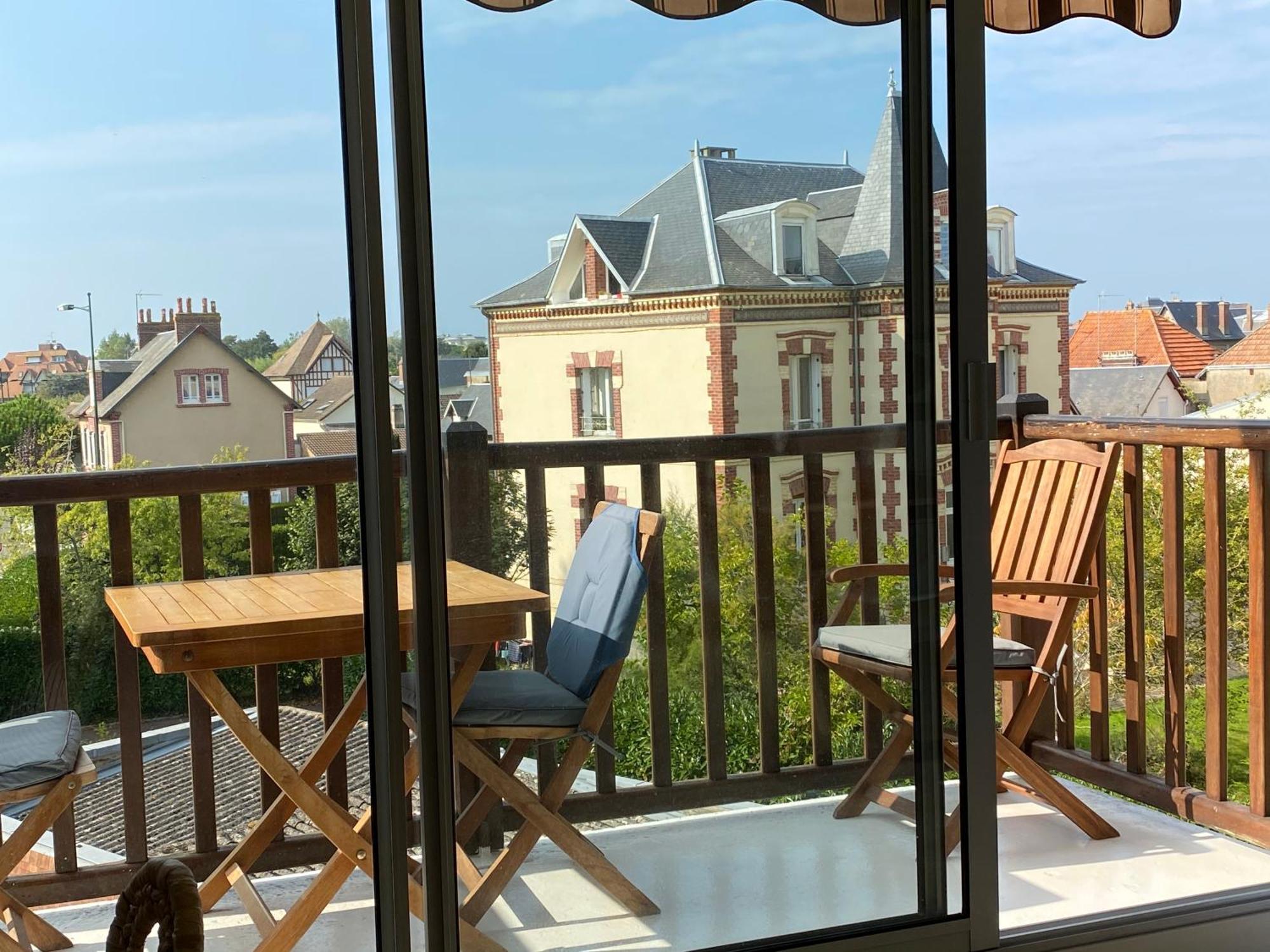 Hyper Centre - 2 Pieces Tout Confort - Terrasse - Ascenseur - Cabourg Eksteriør billede